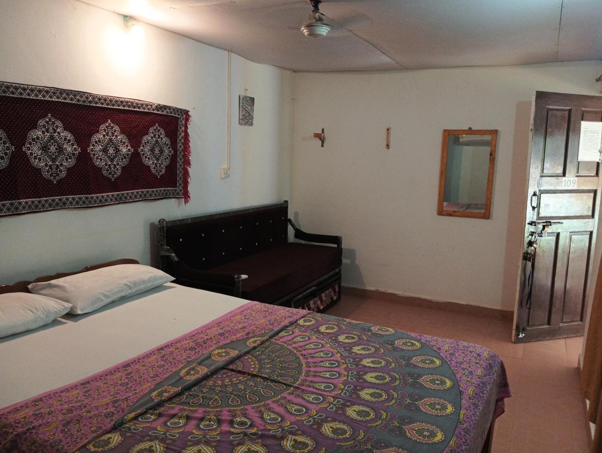 Hotel Monsoon Agonda Habitación foto